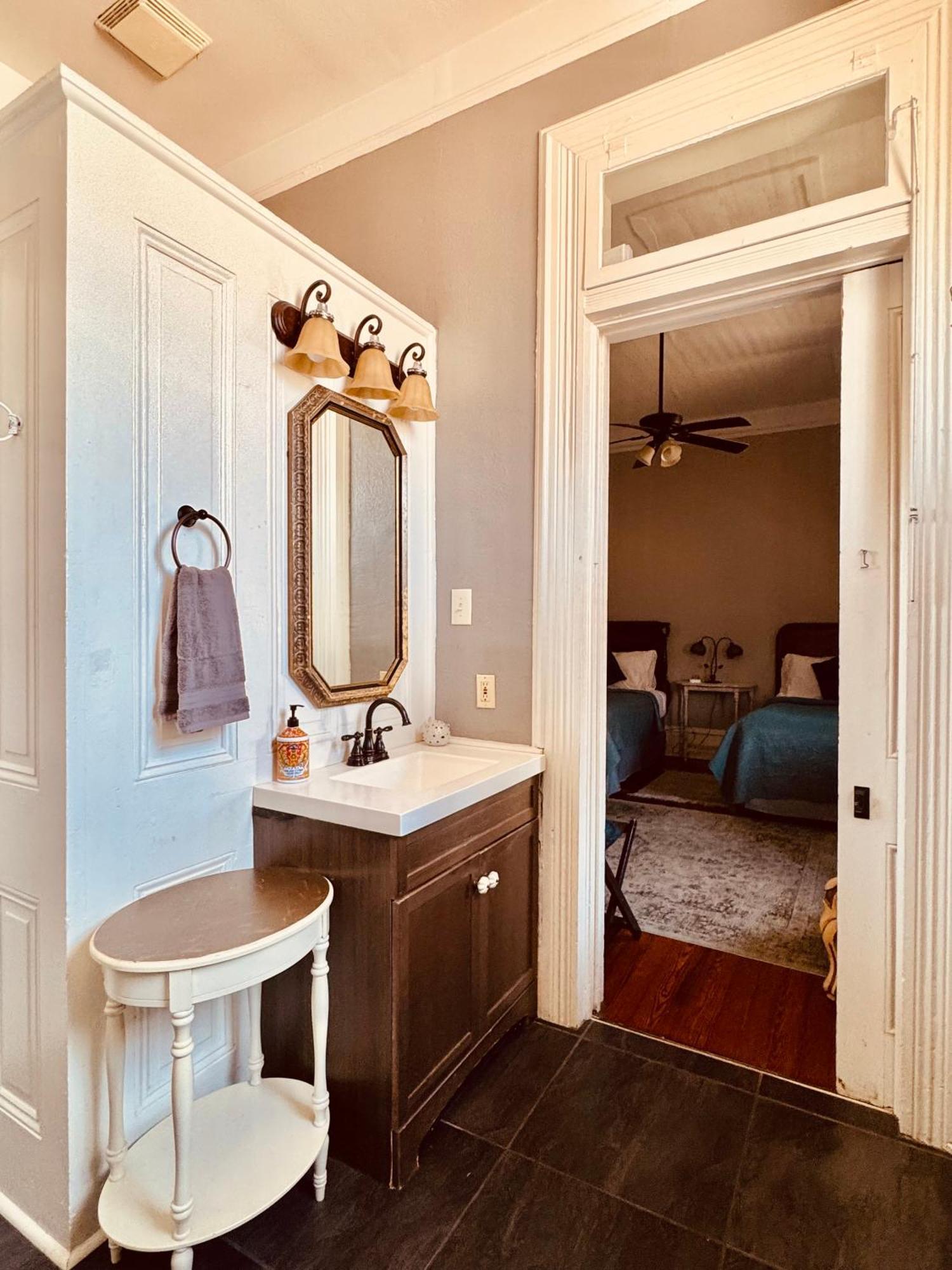 The Dragonfly Treme Guest House نيو أورلينز المظهر الخارجي الصورة